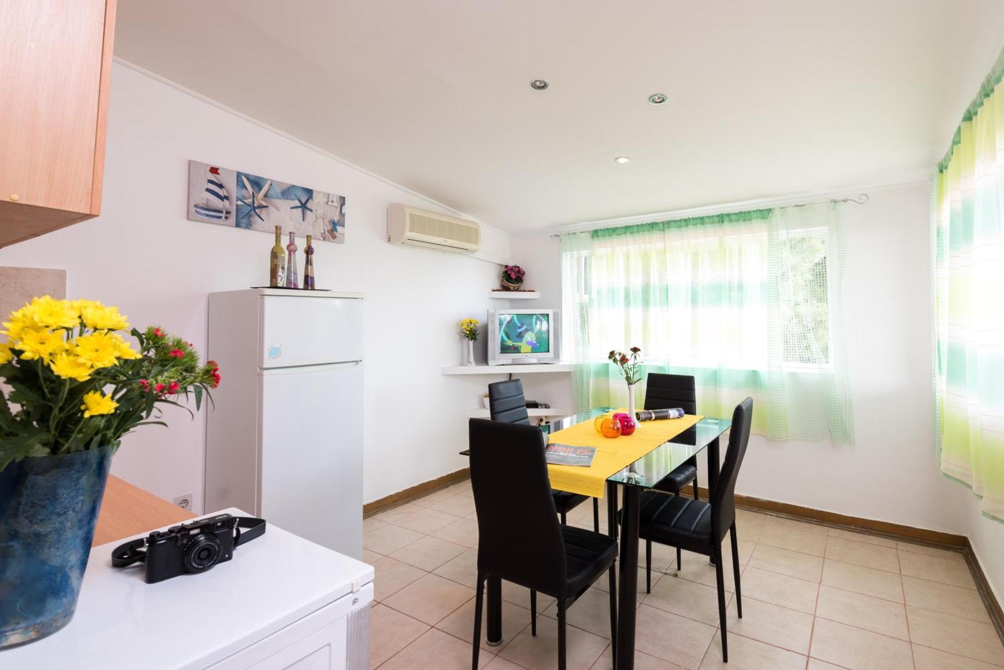 Apartments Lucija Trogir Habitación foto