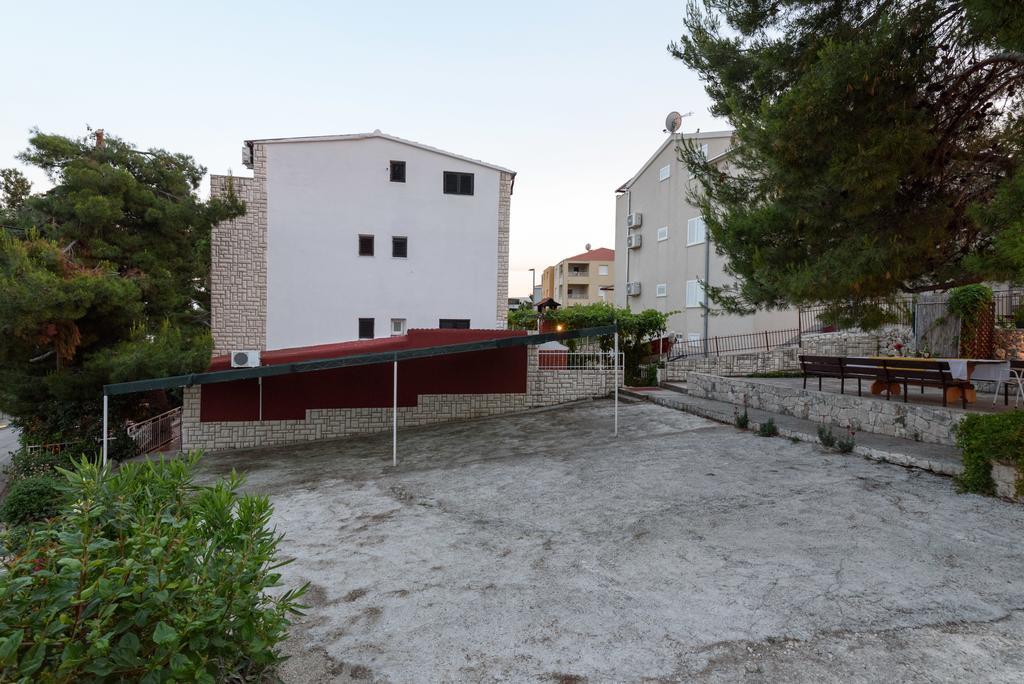Apartments Lucija Trogir Exterior foto